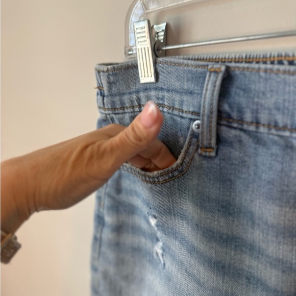 Aerie lightweight Jean Shorts size medium - Picture 4 of 5